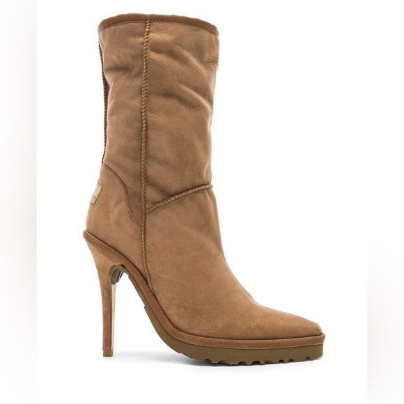 NEW Y/PROJECT x UGG Sheepskin Ugg Ankle Boot 0778-07781